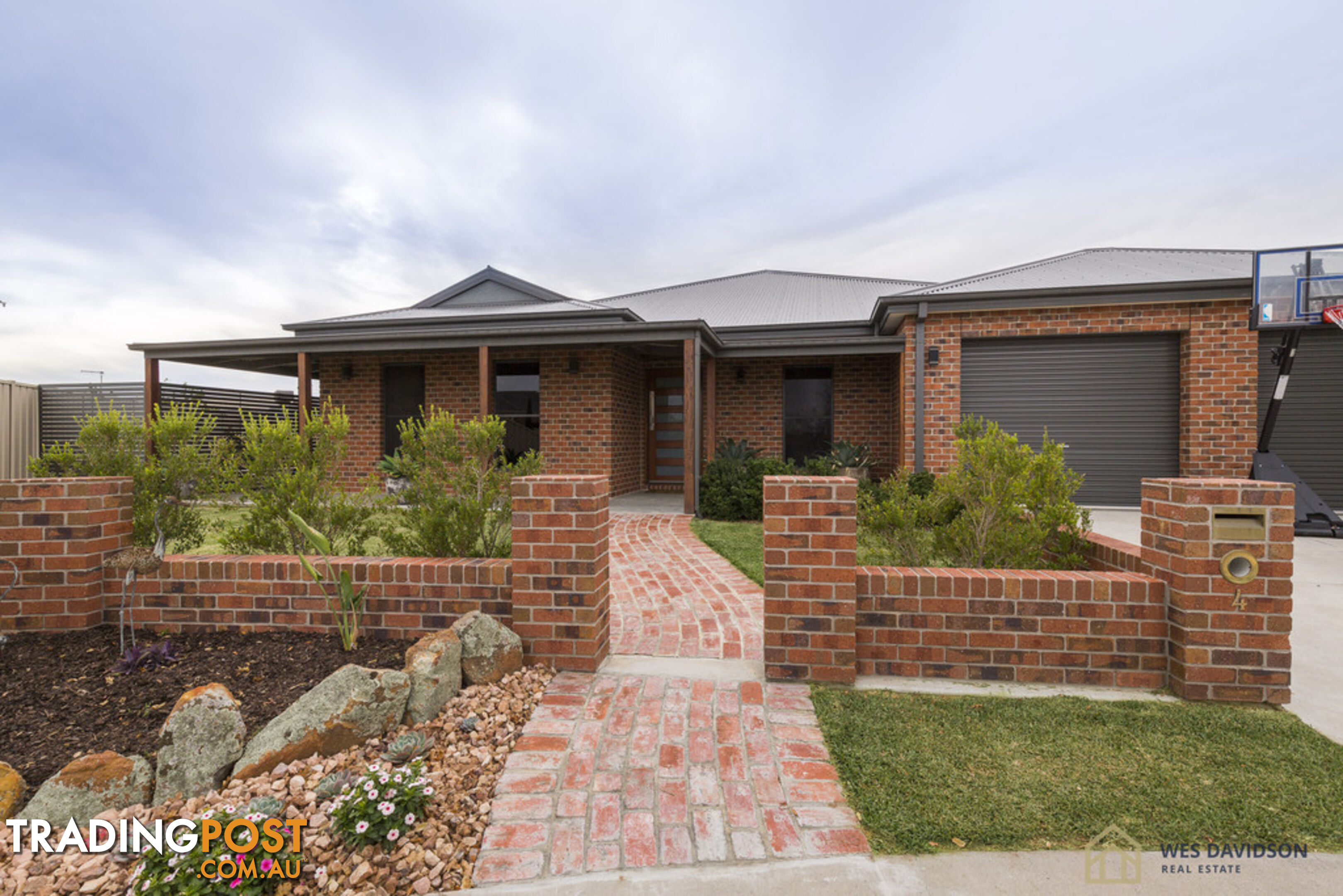 4 Atkins Court HORSHAM VIC 3400