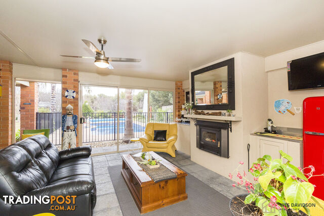 27 MacKenzie Court HORSHAM VIC 3400