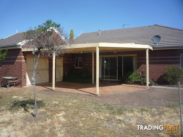 5 Ashwin Close HORSHAM VIC 3400