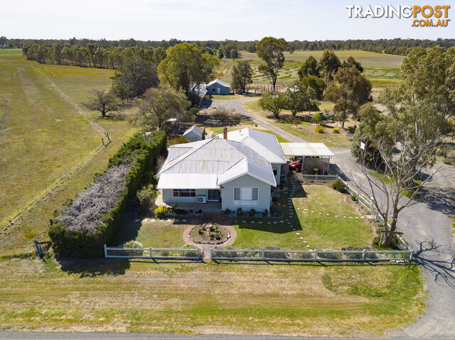 205 Heards Road RIVERSIDE VIC 3401