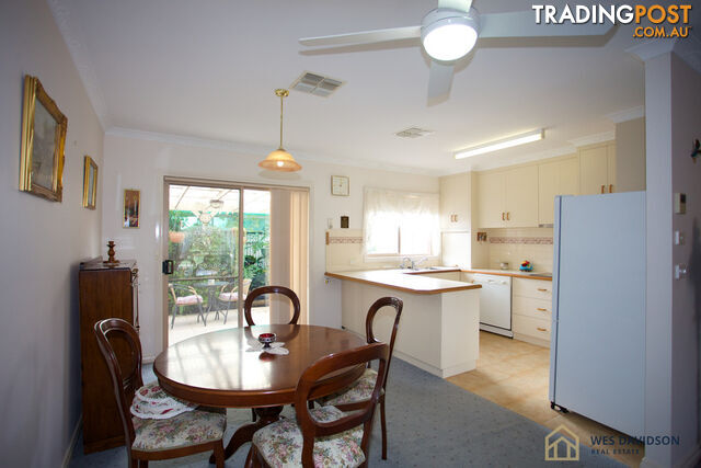 1/146 Barnes Boulevard HORSHAM VIC 3400