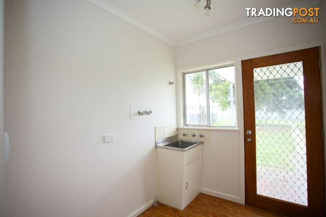 16 Mathoura Street HORSHAM VIC 3400