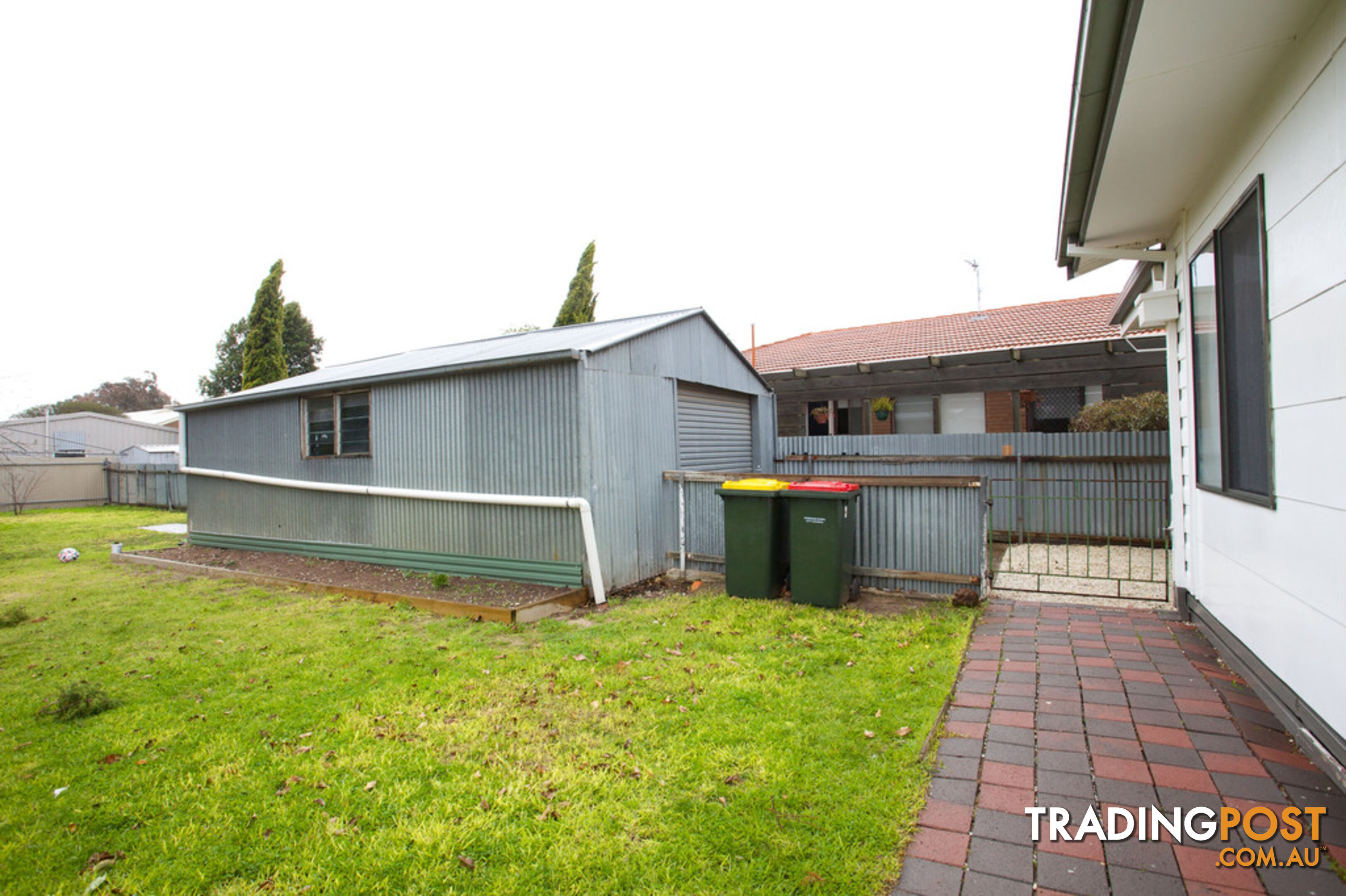 16 Mathoura Street HORSHAM VIC 3400