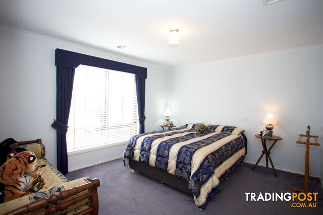 18 Barton Drive HORSHAM VIC 3400