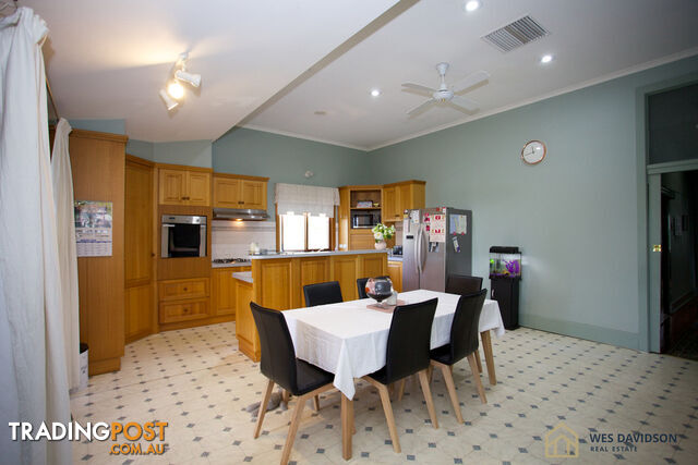 76 Dooen Road HORSHAM VIC 3400