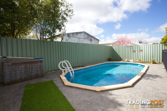 76 Dooen Road HORSHAM VIC 3400