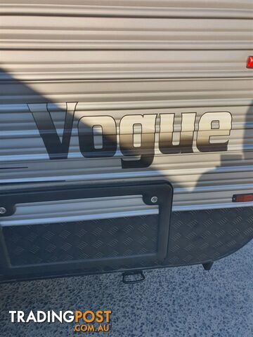2015 PARAMOUNT VOGUE CARAVAN 23' - photo 2 of 23
