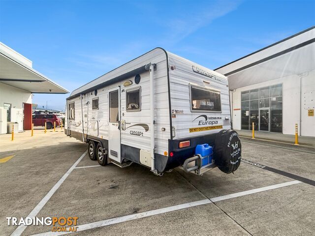 2010 CONCEPT EUROPA CARAVAN 23' CLUB LOUNGE - photo 4 of 19