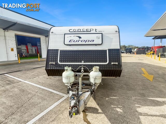 2010 CONCEPT EUROPA CARAVAN 23' CLUB LOUNGE