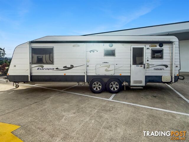 2010 CONCEPT EUROPA CARAVAN 23' CLUB LOUNGE - photo 3 of 19