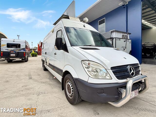 2013 MERCEDES SPRINTER MOTORHOME - photo 2 of 20