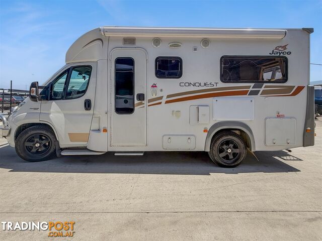2015 JAYCO CONQUEST MOTORHOME - photo 4 of 18