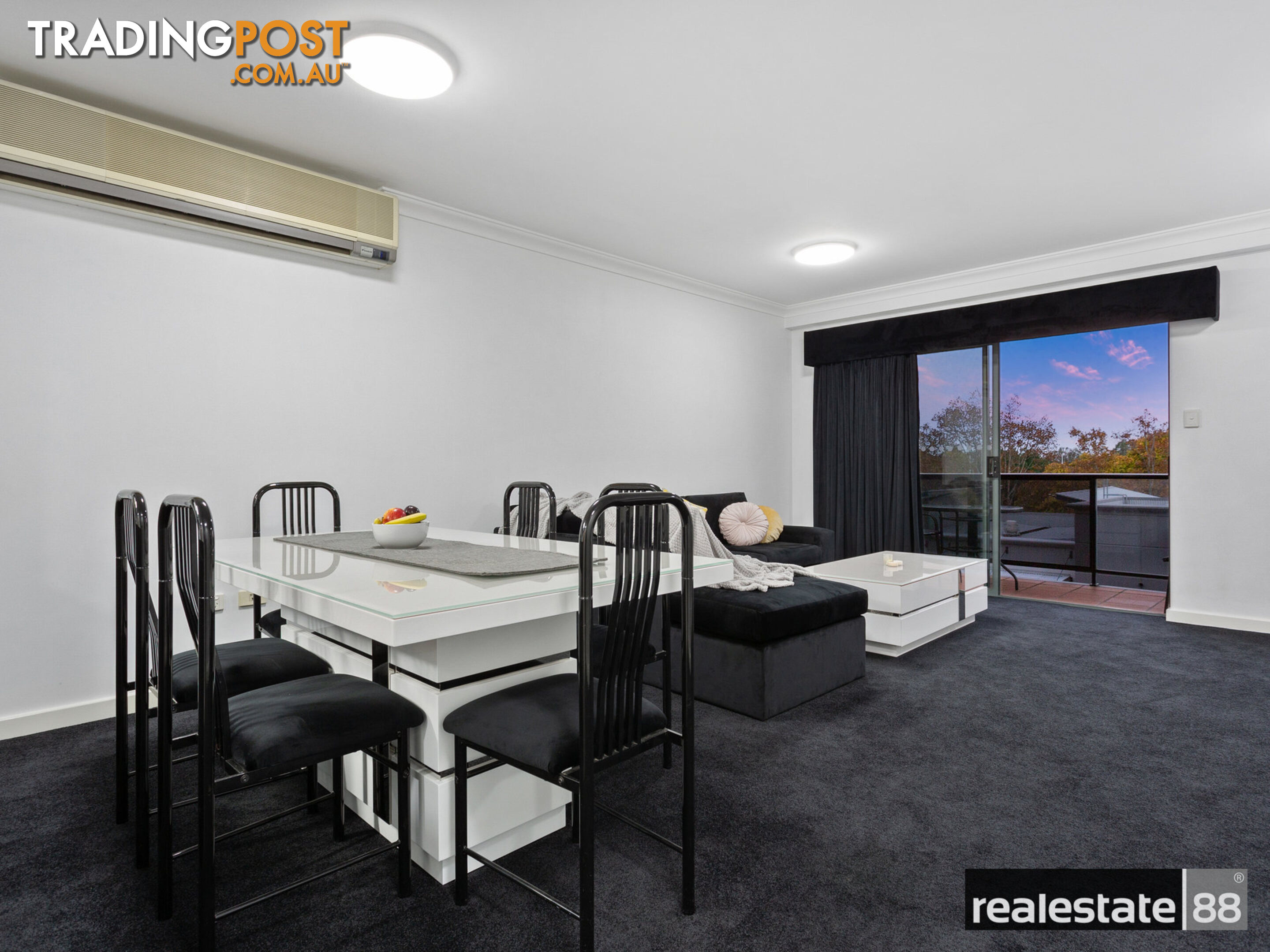 52/118 Mounts Bay Road PERTH WA 6000