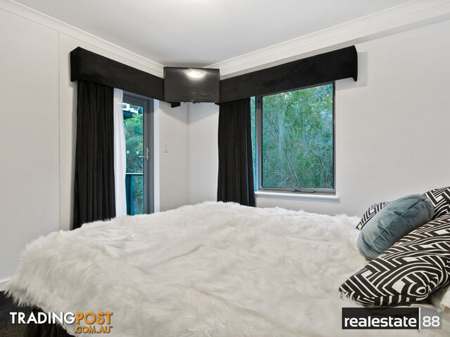 52/118 Mounts Bay Road PERTH WA 6000