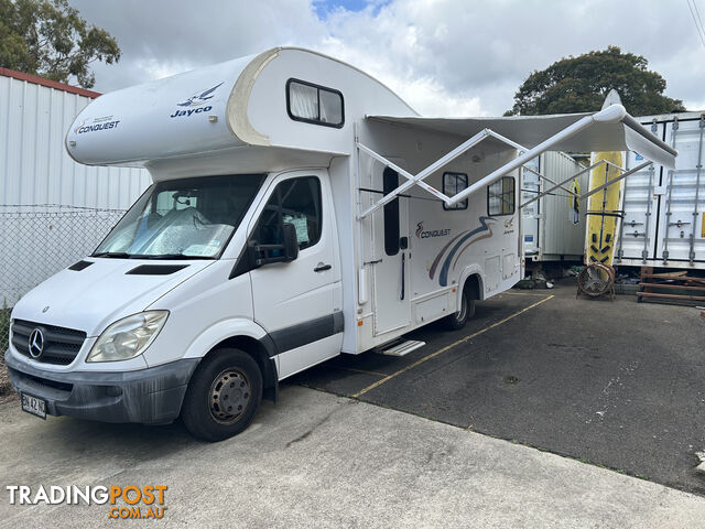 2010 Jayco Conquest Motorhome – Excellent Condition | Sleeps 6 | Ready for...