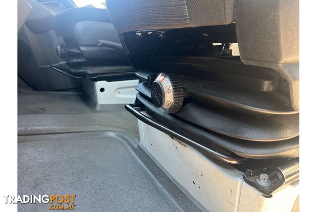 2015 MERCEDES-BENZ SPRINTER 319CDI NCV3 VAN - photo 5 of 15