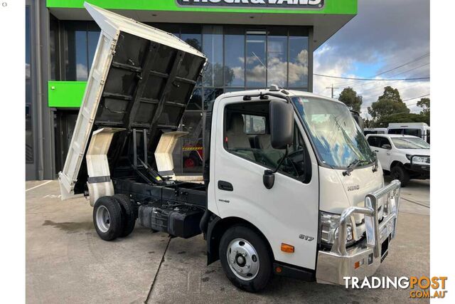 2021 HINO 300 SERIES 617 TIPPER  