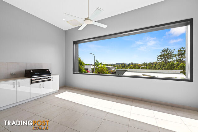 2 1 Northview Place Woombye QLD 4559