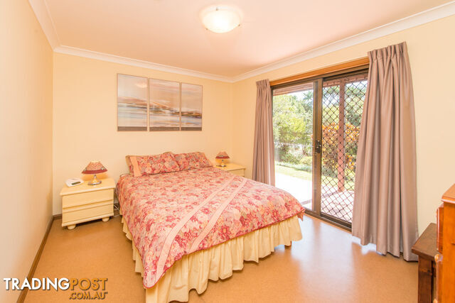 112 Mooloomba Road POINT LOOKOUT QLD 4183