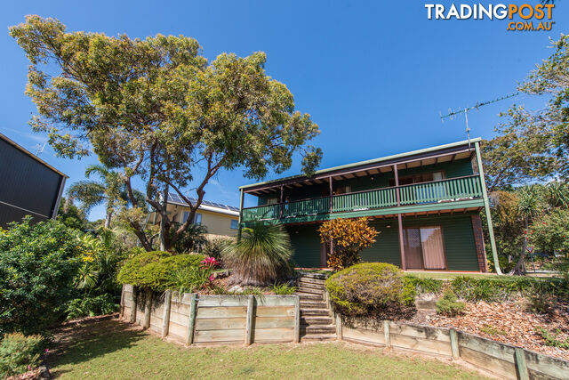 112 Mooloomba Road POINT LOOKOUT QLD 4183