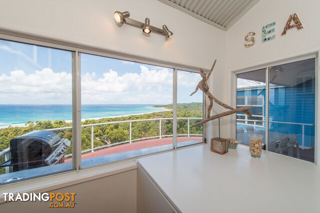 43 Tramican Street POINT LOOKOUT QLD 4183