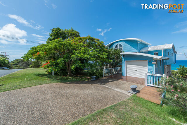 43 Tramican Street POINT LOOKOUT QLD 4183