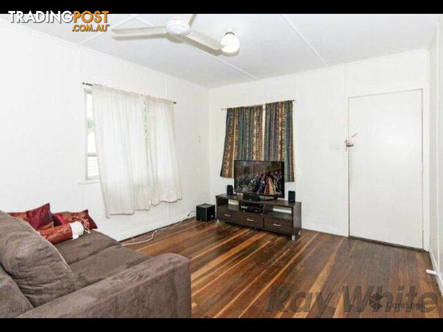 26 Lindsay Street BUNDAMBA QLD 4304