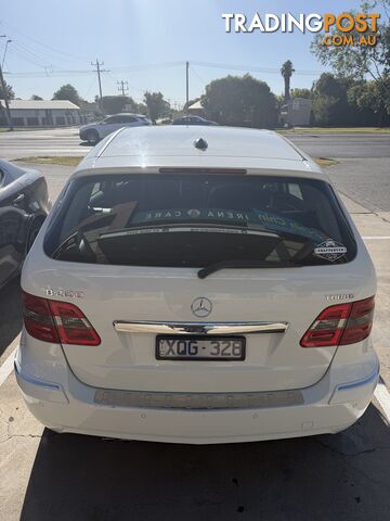 2010 Mercedes-Benz B-Class Hatchback Automatic - photo 3 of 14