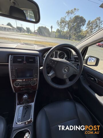 2010 Mercedes-Benz B-Class Hatchback Automatic - photo 4 of 14