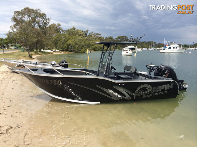 NEW 600 WRANGLER CENTRE CONSOLE WITH NEW MERCURY 150HP 4-STROKE (NEW MODEL 5MM BOTTOM & 4MM SIDES) - photo 2 of 60