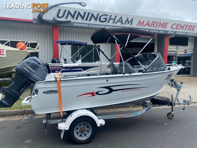 USED 2017 STESSL 440 SPORTSMAN WITH 2017 60HP YAMAHA 4-STROKE (98HRS)