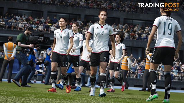 FIFA 16 [Pre-Owned] (PS4) - Electronic Arts - P/O PS4 Software GTIN/EAN/UPC: 5030945112877 - photo 3 of 10