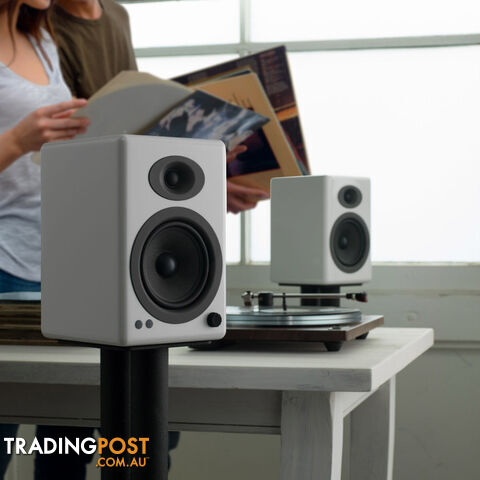 Audioengine A5+ Wireless Speaker System (White) - Audioengine - PC Accessory GTIN/EAN/UPC: 852225007070 - photo 4 of 4