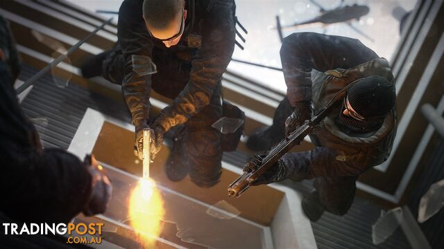 Tom Clancy's Rainbow Six Siege Standard Edition (Greatest Hits) (Xbox One) - Ubisoft - Xbox One Software GTIN/EAN/UPC: 3307216062653 - photo 2 of 5
