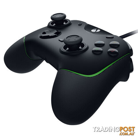 Razer Wolverine V2 Wired Gaming Controller for Xbox & PC - Razer - Xbox Series X Accessory GTIN/EAN/UPC: 8886419350996 - photo 3 of 6