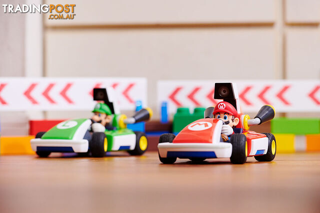 Mario Kart Live: Home Circuit Mario Set (Switch) - Nintendo - Switch Software GTIN/EAN/UPC: 045496426262 - photo 5 of 10