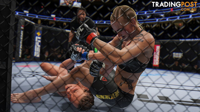 EA Sports UFC 4 [Pre-Owned] (PS4) - EA Sports - P/O PS4 Software GTIN/EAN/UPC: 5030944122495 - photo 5 of 6