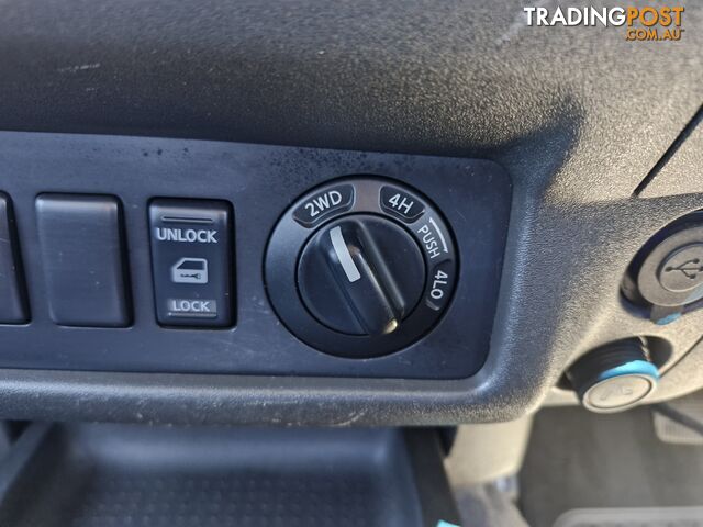 2006 Nissan Navara D40 ST-X 4X4 Ute Automatic