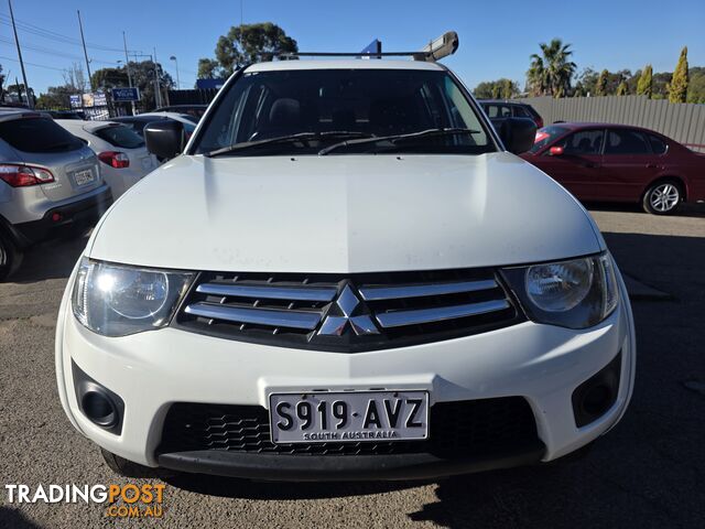 2013 Mitsubishi Triton MN GLX 4X4 TURBO DIESEL Ute Manual - photo 3 of 34