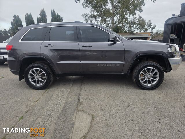 2014 Jeep Grand Cherokee WK MY14 LAREDO Wagon Automatic - photo 4 of 37