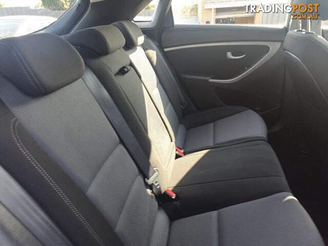 2013 Hyundai i30 GD ELITE Hatchback Manual