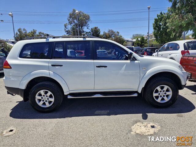 2011 Mitsubishi Challenger PB GLX 4X4 Wagon Manual