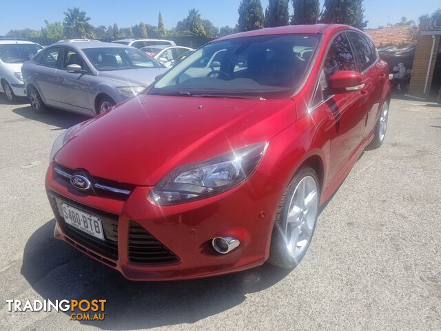 2012 Ford Focus LM TITANIUM Hatchback Automatic