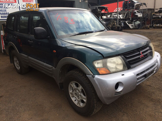 MITSUBISHI PAJERO 2001