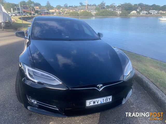2019 Tesla Model S Long Range Sedan Automatic - photo 1 of 9