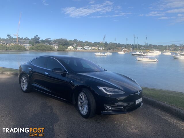 2019 Tesla Model S Long Range Sedan Automatic - photo 2 of 9