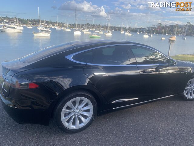 2019 Tesla Model S Long Range Sedan Automatic - photo 3 of 9