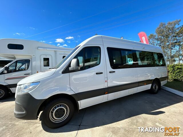 2019 Kea Nomad Mercedes-Benz M700 2 1 Berth