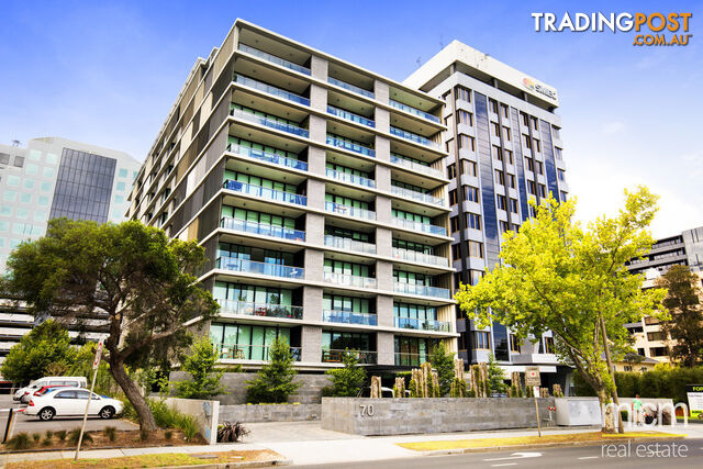 915/70 Queens Road MELBOURNE VIC 3004