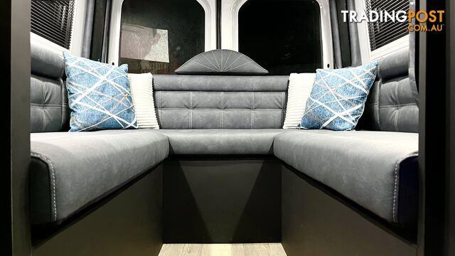 Campervans â Mobile Homes - photo 5 of 11